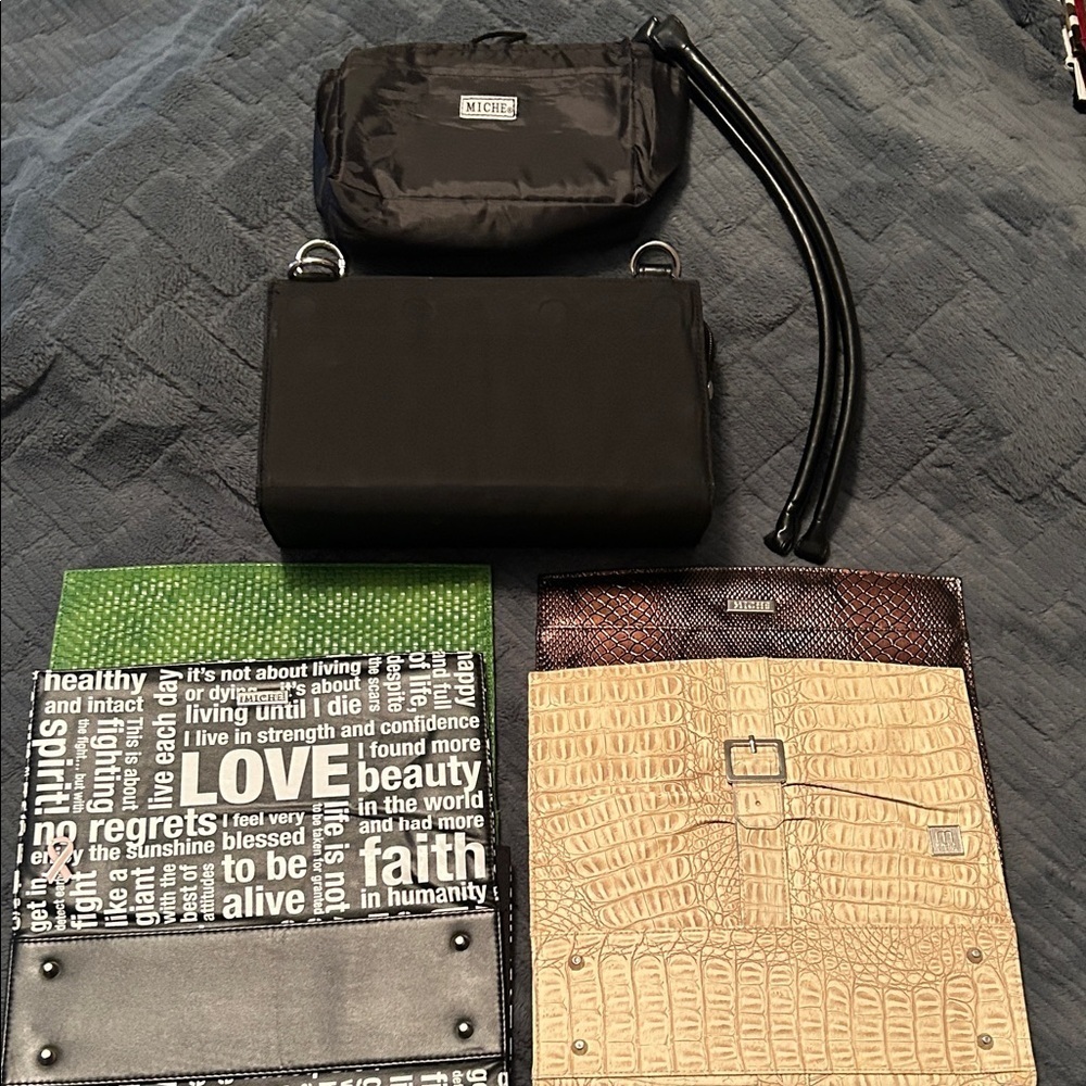 Bundle of medium Miche base bag, strap and four shells.